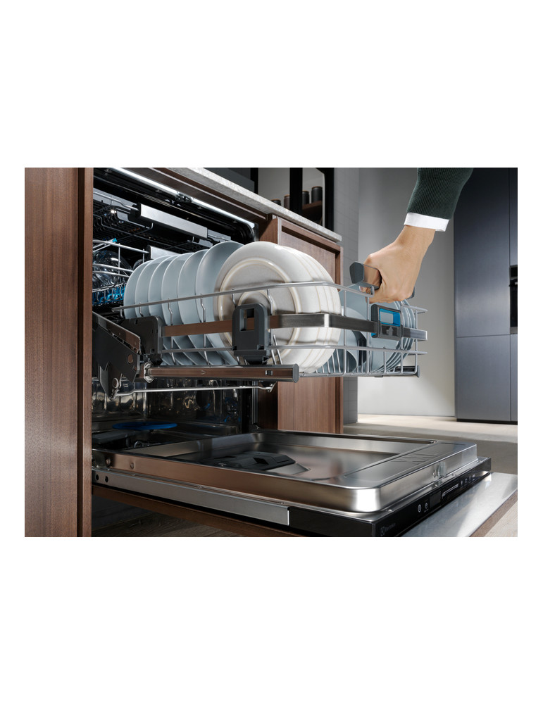 Electrolux EEC87400L Entièrement intégré 14 couverts